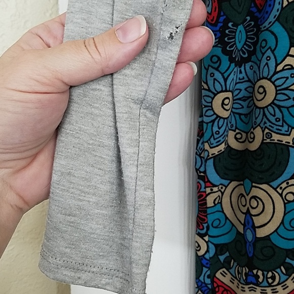 Raglan baseball T, sz L, fun print, LulaRoe Randy - Picture 5 of 6